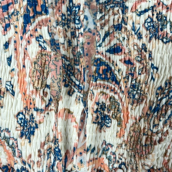 Flying Tomato Womens Top M Cream Blue Gold Smocked Bodice Off-Shoulder Smocked - Picture 6 of 12